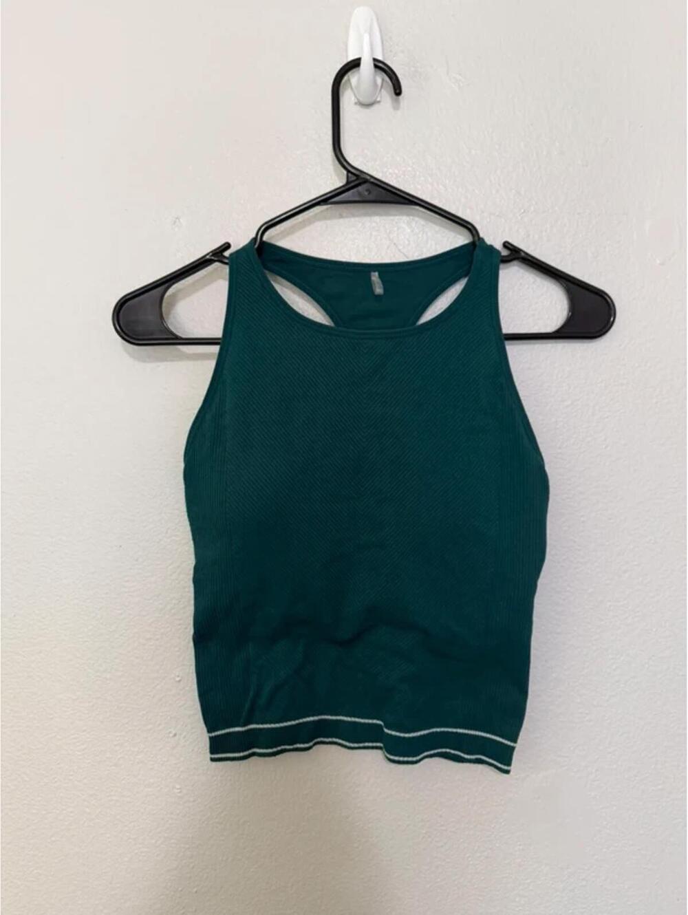 Calia by Carrie underwood size medium